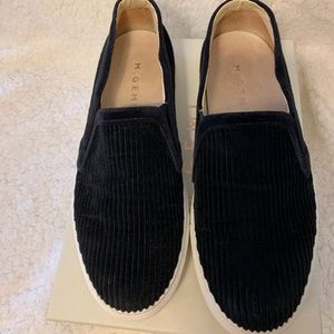 M. Gemi The Cerchio Corduroy Velvet Slipon Sneaker in Black. Like New with Box